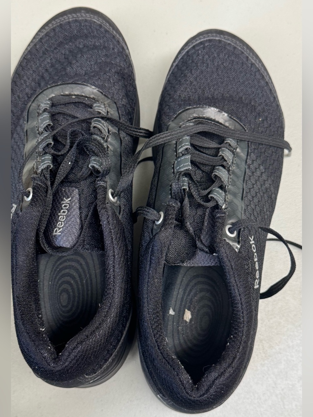 Reebok Women’s Black Lace-Up Easy tone Sneakers Shoes with moving air chambers